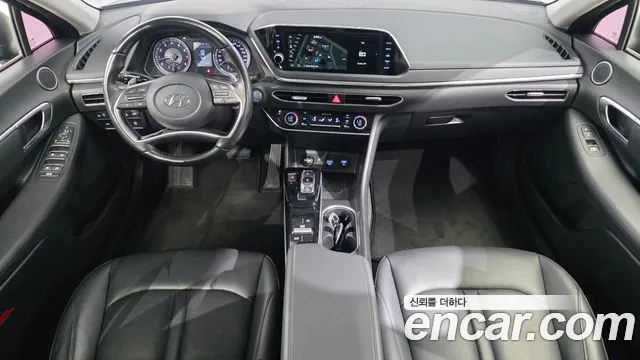 2020 Hyundai Sonata (Dn8) 2.0 Sold VIN KMHL141EBLA070311 – front exterior