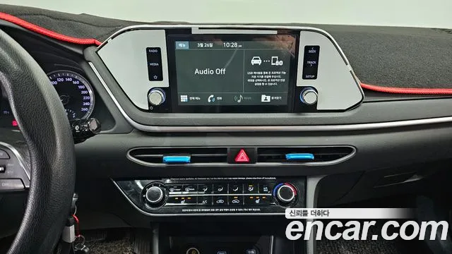 2020 Hyundai Sonata (DN8) 2.0 Sold VIN KMHL141EBLA080290 – interior seats