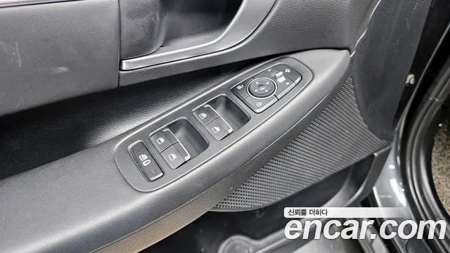 2020 Hyundai Sonata (DN8) 2.0 Sold VIN KMHL141EBLA080290 – exterior detail