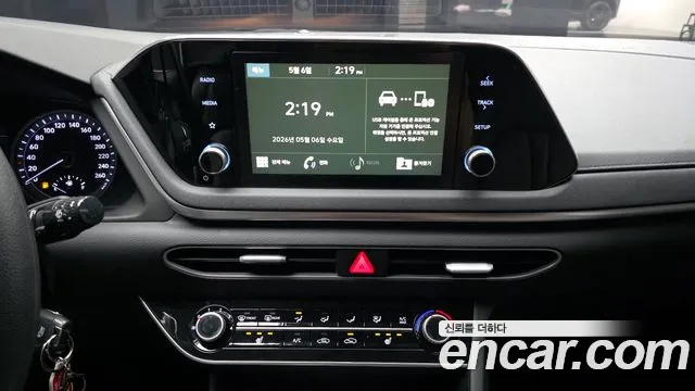 2020 Hyundai Sonata (Dn8) 2.0 Sold VIN KMHL141EBLA103331 – front exterior
