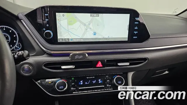 2021 Hyundai Sonata (Dn8) 2.0 Sold VIN KMHL141EBMA109385 – front exterior