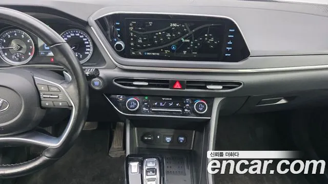 2021 Hyundai Sonata (DN8) 2.0 Sold VIN KMHL141EBMA115158 – dashboard