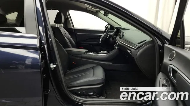 2021 Hyundai Sonata (DN8) 2.0 Sold VIN KMHL141EBMA115587 – engine bay