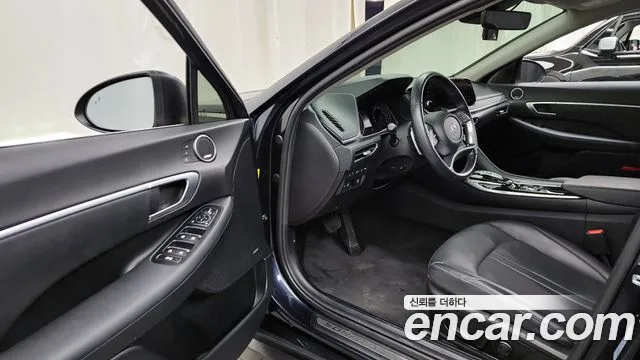 2021 Hyundai Sonata (DN8) 2.0 Sold VIN KMHL141EBMA115587 – photo 17