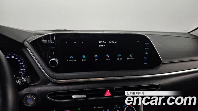 2021 Hyundai Sonata (DN8) 2.0 Sold VIN KMHL141EBMA115735 – side profile