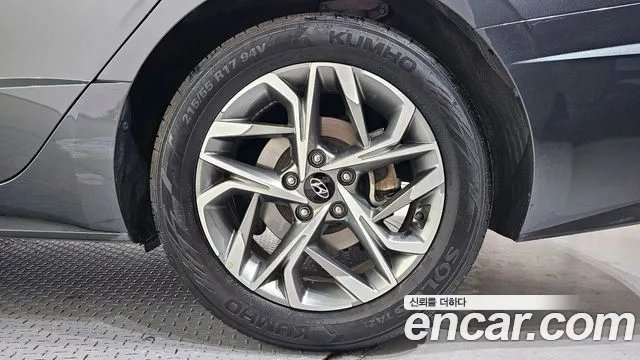 2021 Hyundai Sonata (DN8) 2.0 Sold VIN KMHL141EBMA126976 – interior seats