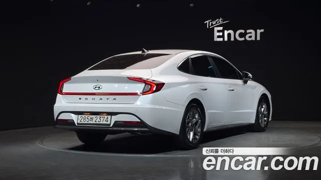 2021 Hyundai Sonata (DN8) 2.0 Sold VIN KMHL141EBMA130849 – exterior detail