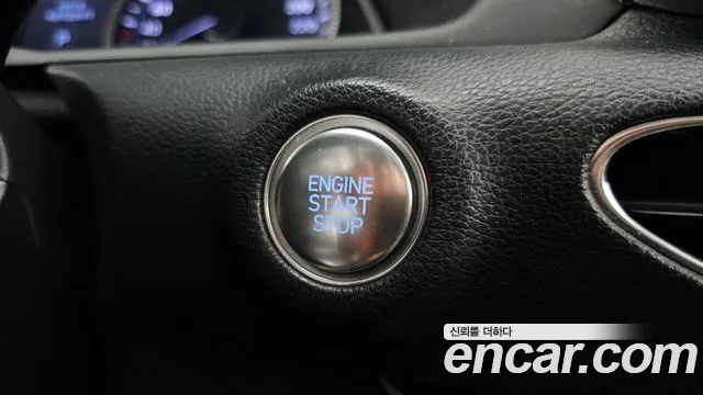 2021 Hyundai Sonata (DN8) 2.0 Sold VIN KMHL141EBMA132327 – interior seats