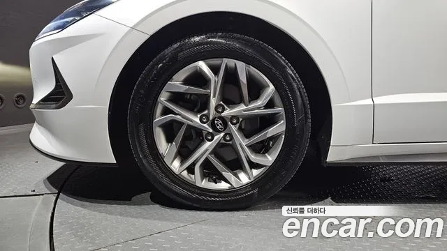 2021 Hyundai Sonata (DN8) 2.0 Sold VIN KMHL141EBMA136515 – undercarriage