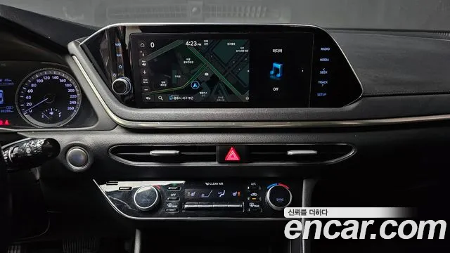 2021 Hyundai Sonata (DN8) 2.0 Sold VIN KMHL141EBMA149282 – dashboard