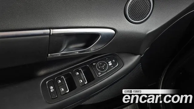 2021 Hyundai Sonata (DN8) 2.0 Sold VIN KMHL141EBMA150880 – engine bay