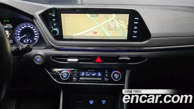 2022 Hyundai Sonata (DN8) 2.0 Sold VIN KMHL141EBNA159634 – side profile
