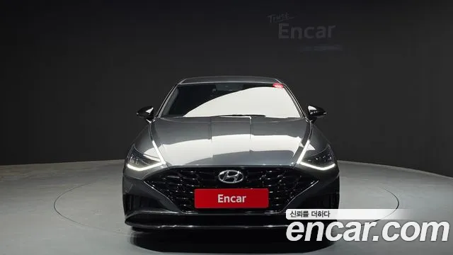 2022 Hyundai Sonata (DN8) 2.0 Sold VIN KMHL141EBNA159634 – exterior detail