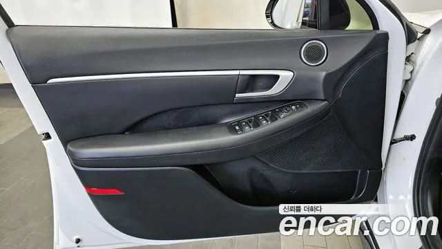 2022 Hyundai Sonata (DN8) 2.0 Sold VIN KMHL141EBNA199437 – trunk area