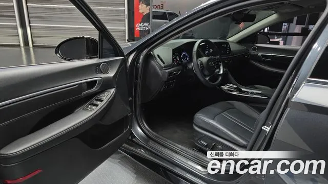 2022 Hyundai Sonata (DN8) 2.0 Sold VIN KMHL141EBNA217514 – side profile