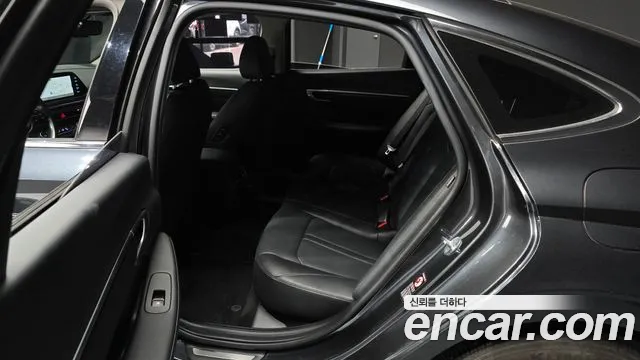 2022 Hyundai Sonata (DN8) 2.0 Sold VIN KMHL141EBNA217514 – interior seats