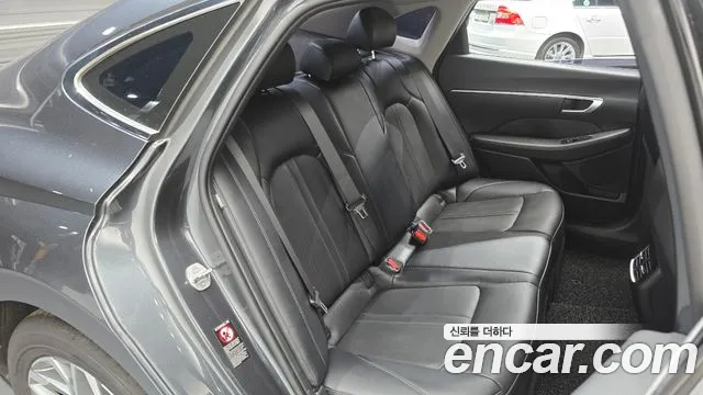 2022 Hyundai Sonata (DN8) 2.0 Sold VIN KMHL141EBNA256770 – exterior detail