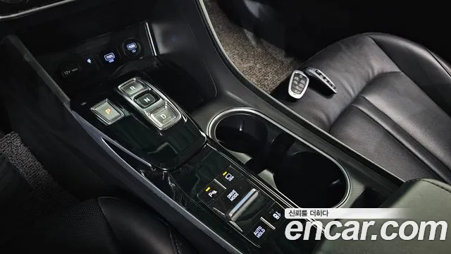 2023 Hyundai Sonata (DN8) 2.0 Sold VIN KMHL141EBPA259396 – exterior detail