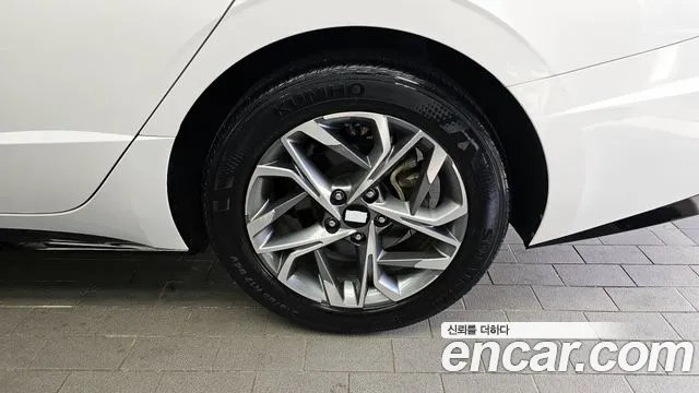 2023 Hyundai Sonata (DN8) 2.0 Sold VIN KMHL141EBPA281244 – undercarriage