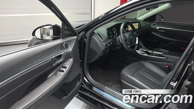 2023 Hyundai Sonata (DN8) 2.0 Sold VIN KMHL141EBPA296343 – rear exterior