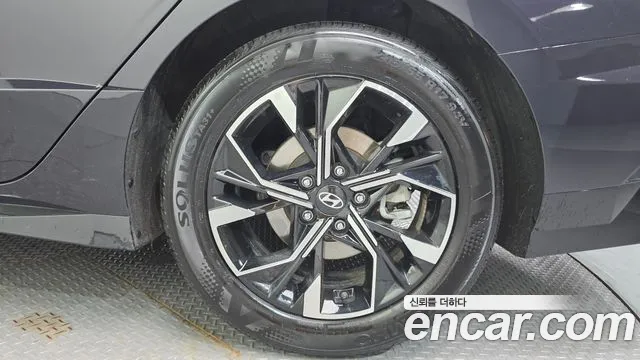 2024 Hyundai Sonata The Edge (DN8) 2.0 Sold VIN KMHL141EBRA375128 – interior seats
