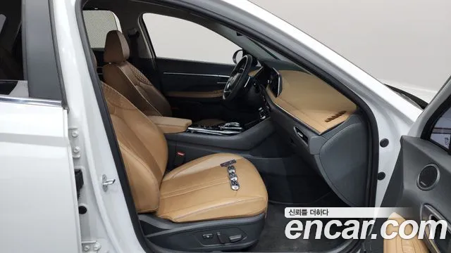 2020 Hyundai Sonata (Dn8) 2.0 Sold VIN KMHL241EBLA005590 – front exterior