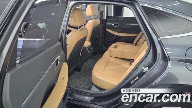 2020 Hyundai Sonata (Dn8) 2.0 Sold VIN KMHL241EBLA023314 – front exterior