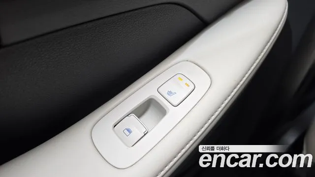 2021 Hyundai Sonata (DN8) 2.0 Sold VIN KMHL241EBMA130521 – interior seats