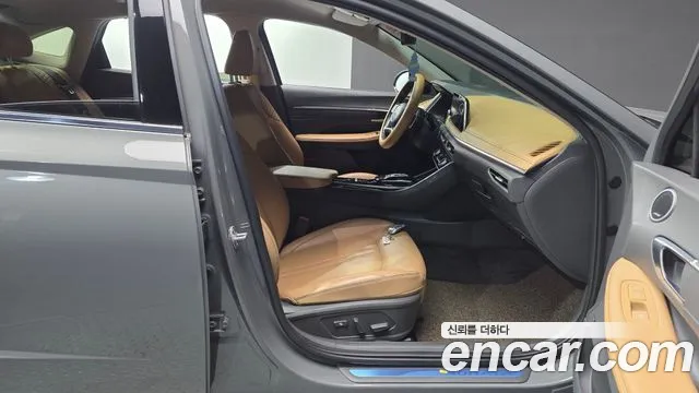 2022 Hyundai Sonata (Dn8) 2.0 Sold VIN KMHL241EBNA255509 – front exterior