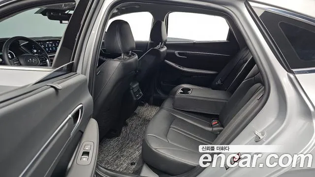 2023 Hyundai Sonata (DN8) 2.0 Sold VIN KMHL241EBPA278241 – trunk area