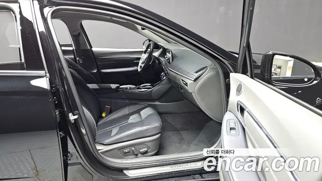2023 Hyundai Sonata (DN8) 2.0 Sold VIN KMHL241EBPA303785 – odometer reading