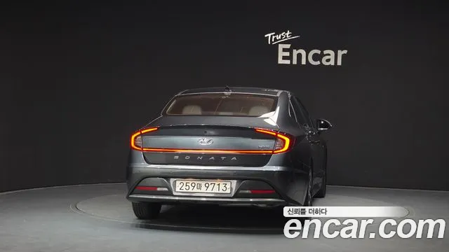 2020 Hyundai Sonata Hybrid (DN8) Premium VIN KMHL241JBLA008351