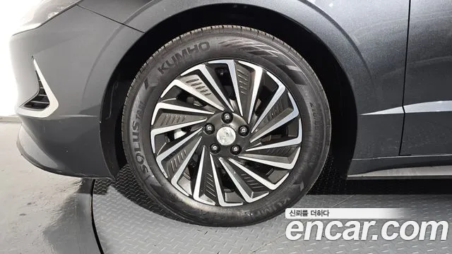 2021 Hyundai Sonata Hybrid (Dn8) Premium Sold VIN KMHL241JBMA029308 – front exterior