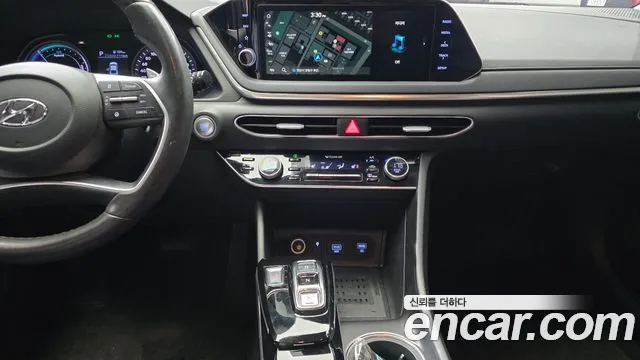 2021 Hyundai Sonata Hybrid (DN8) Premium Sold VIN KMHL241JBMA034340 – exterior detail 2021 Hyundai Sonata Hybrid (DN8) Premium Sold VIN KMHL241JBMA034340 – exterior detail