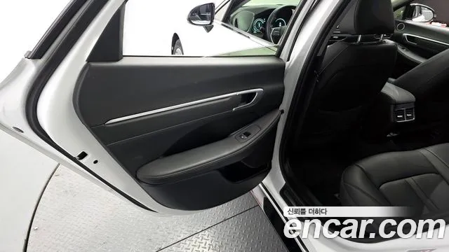2022 Hyundai Sonata Hybrid (DN8) Premium Plus Sold VIN KMHL241JBNA044892 – rear exterior