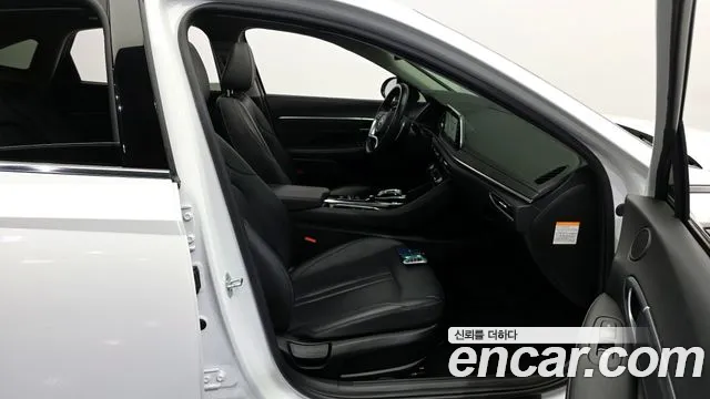 2022 Hyundai Sonata Hybrid (DN8) Premium Plus Sold VIN KMHL241JBNA044892 – interior seats