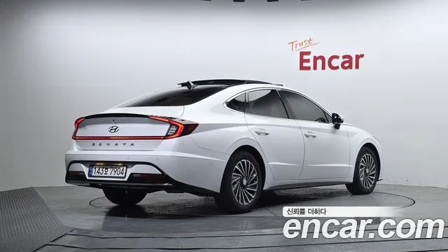 2022 Hyundai Sonata Hybrid (DN8) Premium Plus Sold VIN KMHL241JBNA044892 – exterior detail