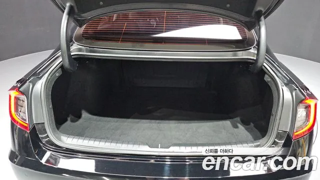 2022 Hyundai Sonata Hybrid (DN8) Premium Plus Sold VIN KMHL241JBNA045911 – trunk area