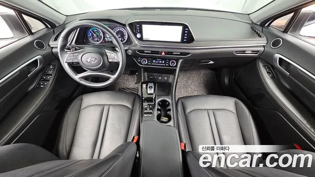 2022 Hyundai Sonata Hybrid (DN8) Premium Plus Sold VIN KMHL241JBNA046178 – trunk area 2022 Hyundai Sonata Hybrid (DN8) Premium Plus Sold VIN KMHL241JBNA046178 – trunk area