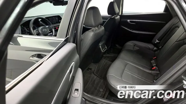 2022 Hyundai Sonata Hybrid (DN8) Modern Sold VIN KMHL241JBNA046190 – rear exterior