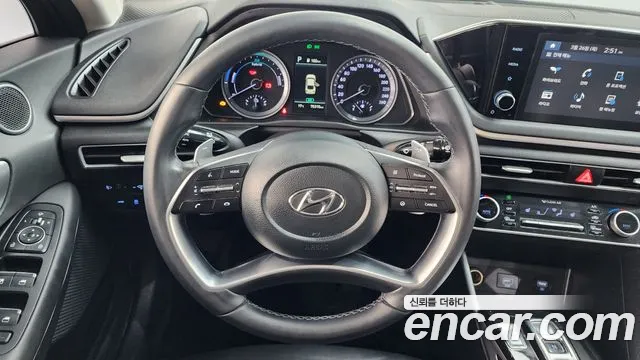 2022 Hyundai Sonata Hybrid (DN8) Modern Sold VIN KMHL241JBNA046436 – exterior detail
