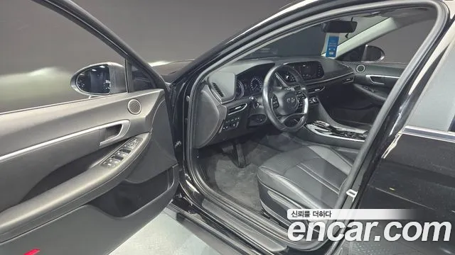 2022 Hyundai Sonata Hybrid (DN8) Modern Sold VIN KMHL241JBNA047062 – dashboard