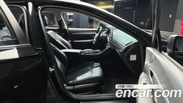 2022 Hyundai Sonata Hybrid (DN8) Modern Sold VIN KMHL241JBNA047062 – exterior detail