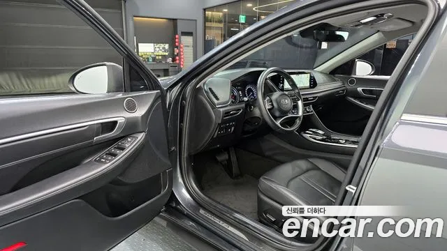 2022 Hyundai Sonata Hybrid (Dn8) Premium Plus Sold VIN KMHL241JBNA050300 – front exterior