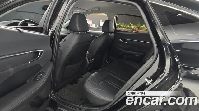 2023 Hyundai Sonata Hybrid (DN8) Premium Plus Sold VIN KMHL241JBPA057009 – photo 19