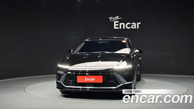 2024 Hyundai Sonata The Edge Hybrid (DN8) Exclusive Sold VIN KMHL241JBRA109711 – interior seats