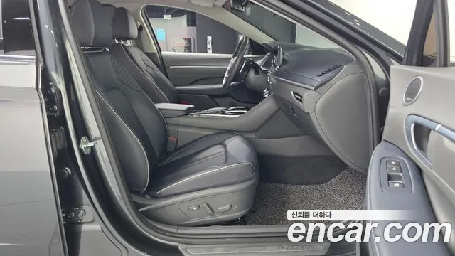 2021 Hyundai Sonata (DN8) 1.6 Turbo Sold VIN KMHL3412BMA135849 – engine bay