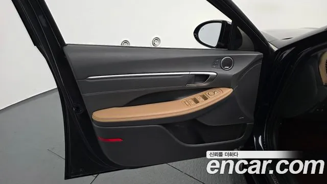 2022 Hyundai Sonata (DN8) 1.6 Turbo Sold VIN KMHL3412BNA191199 – interior seats 2022 Hyundai Sonata (DN8) 1.6 Turbo Sold VIN KMHL3412BNA191199 – interior seats