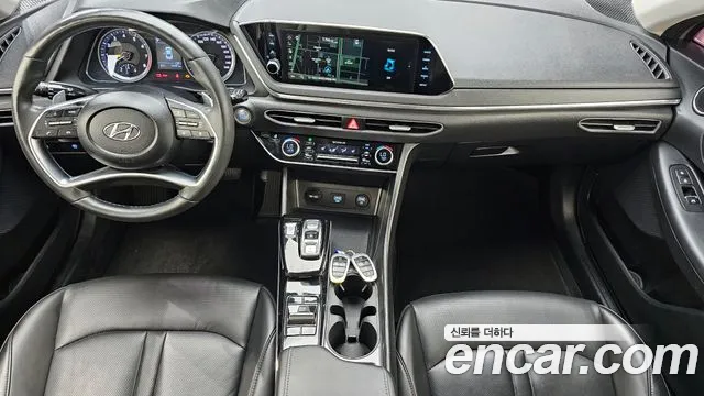 2020 Hyundai Sonata (DN8) 2.0 LPG(rental car) Sold VIN KMHL341DBLA016256 – rear exterior