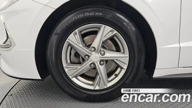 2020 Hyundai Sonata (DN8) 2.0 LPG(rental car) Sold VIN KMHL341DBLA024398 – interior seats 2020 Hyundai Sonata (DN8) 2.0 LPG(rental car) Sold VIN KMHL341DBLA024398 – interior seats
